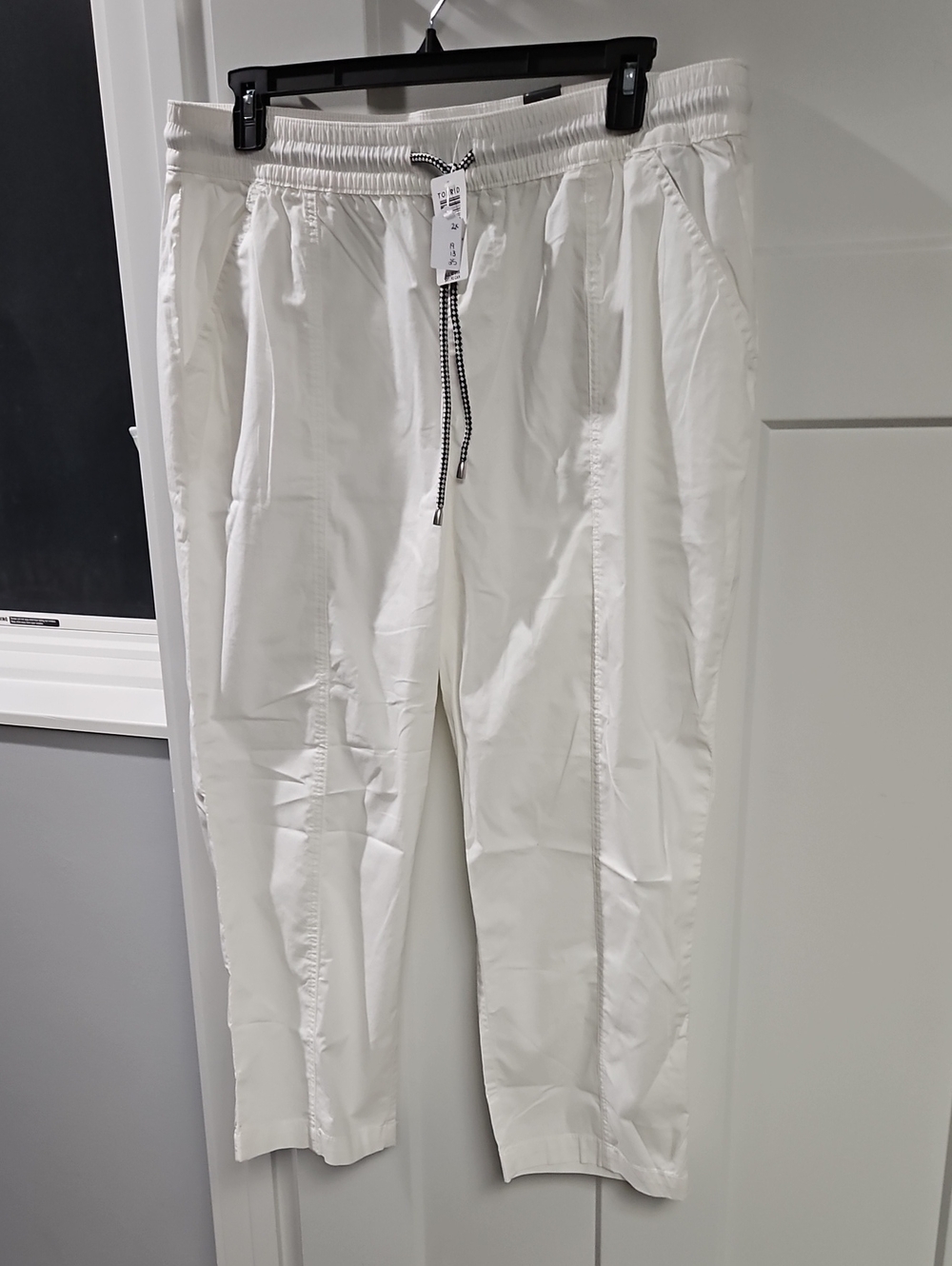 torrid White Cropped Drawstring Pants